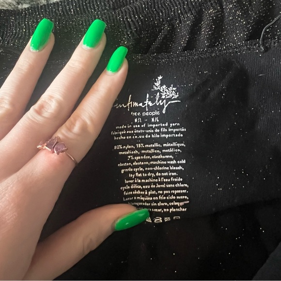 FREE PEOPLE | Skinny Strap Seamless Sparkly Brami🖤✨ - Picture 3 of 4